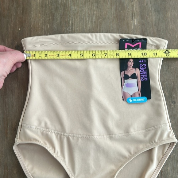 Maidenform High Waisted Firm Control Shaping Briefs Nude Size S - Picture 5 of 9